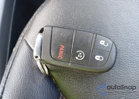 2019 Jeep Compass Latitude Fwd из США, поврежденный, VIN 3C4NJCBBXKT802922